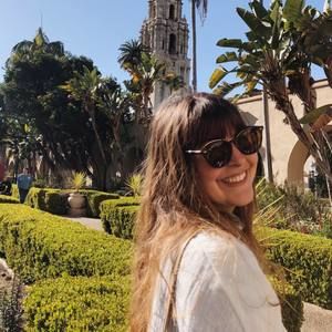 Meet your Posher, Avery